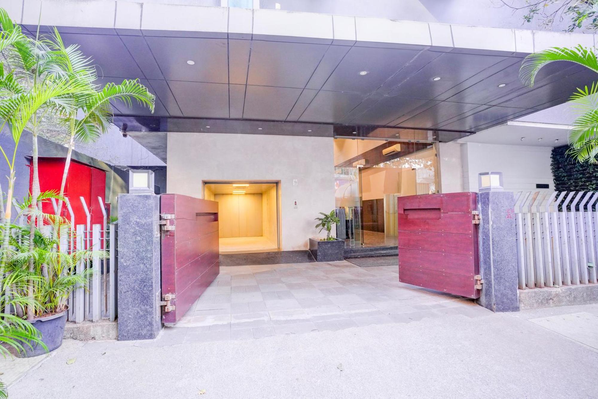 Super Townhouse Oak Times Square Le Western Bombay Esterno foto