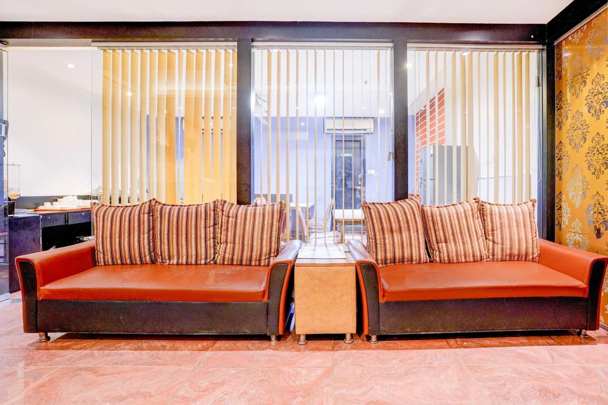 Super Townhouse Oak Times Square Le Western Bombay Esterno foto